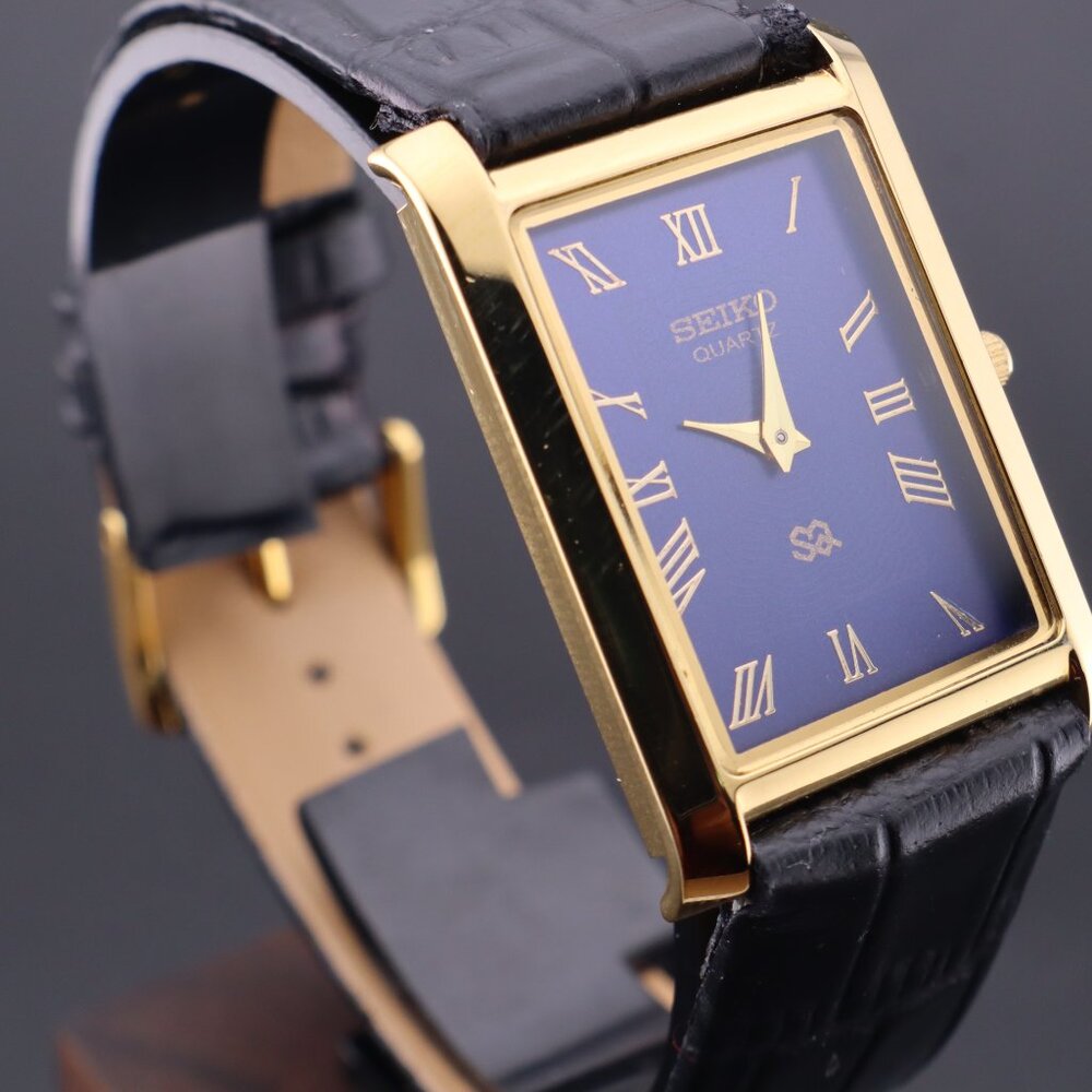 Vintage Seiko Slim Quartz Gentlemen's Wrist Watch  - FREE SHIPPING